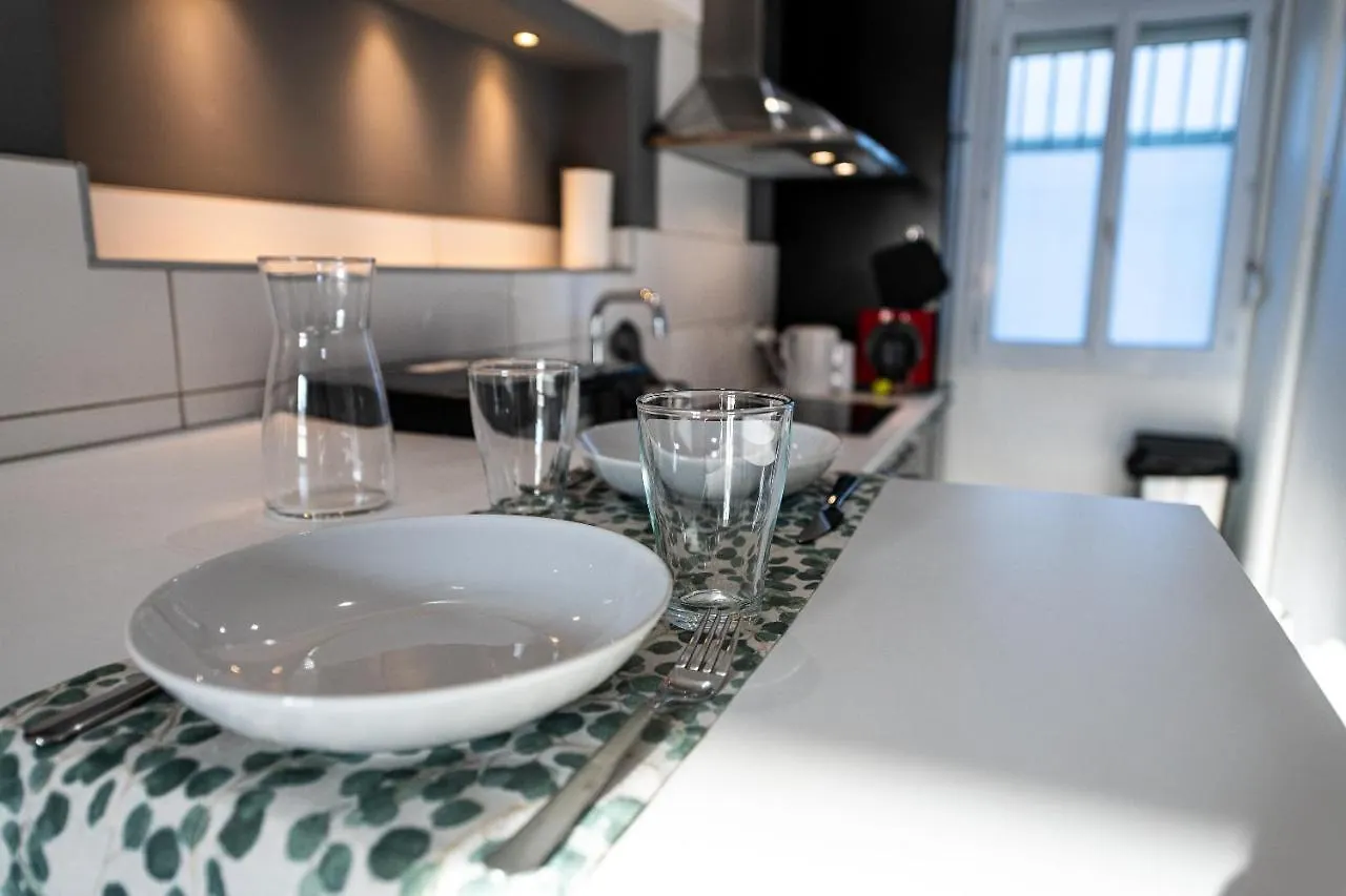 Apartment Thea : Studio Avec Parking Prive - Actif+ Location- Marseille France